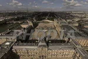 photo aérienne musée du Louvre